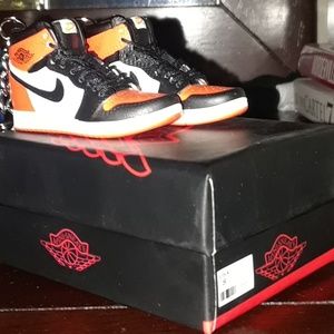 JORDAN 1 Sbb keychains